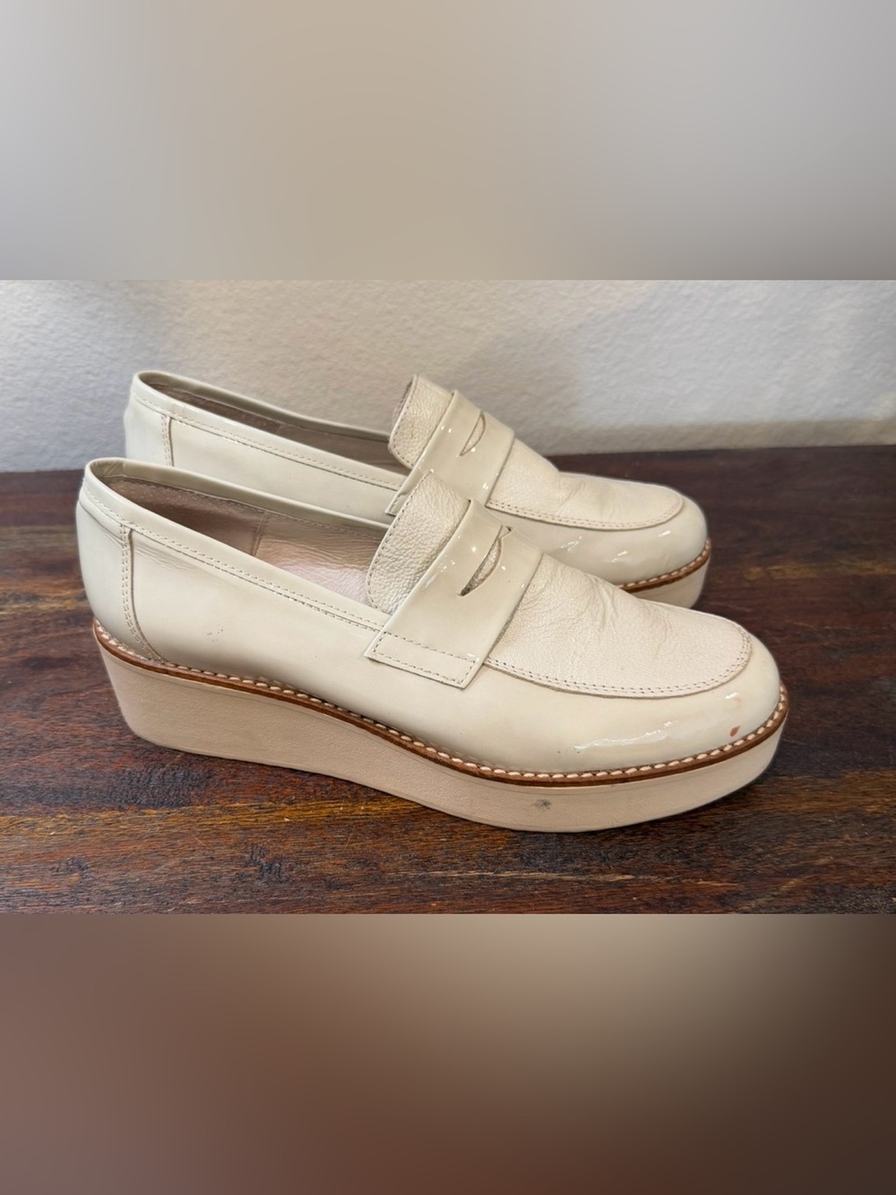 Anthropologie Cream Platform Penny Loafers euro 40/ U.S. 9